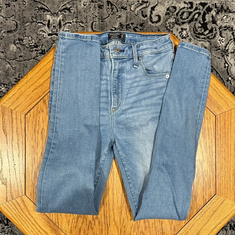 *ABERCROMBIE & FITCH* Light Blue High Rise Super Skinny Jeans Size 25 / 0R - Picture 5 of 9